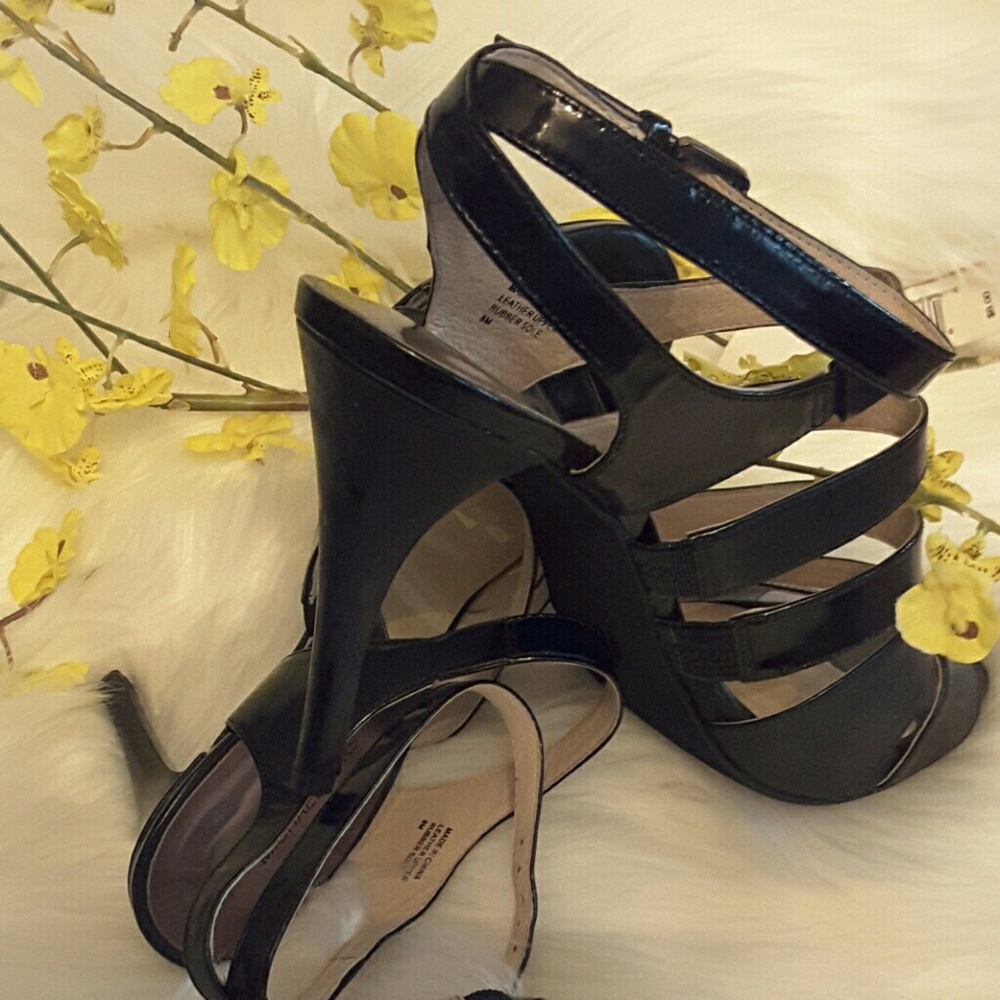 Michael kors genuine leather open toe shoes - Picture 4 of 8